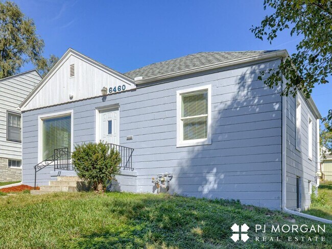 6460 Poppleton Avenue Omaha, NE 68106 - RE... - 6460 Poppleton Avenue Omaha, NE 68106 - RE... House
