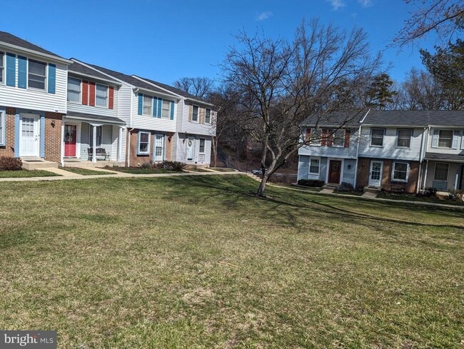 Building Photo - 1680 Thenia Pl