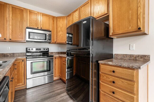 Photo - 1215 Park Dr