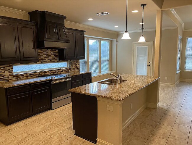 Photo - 1006 Jamal Dr