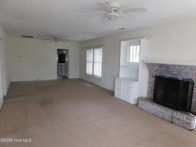 Photo - 107 Gordon St