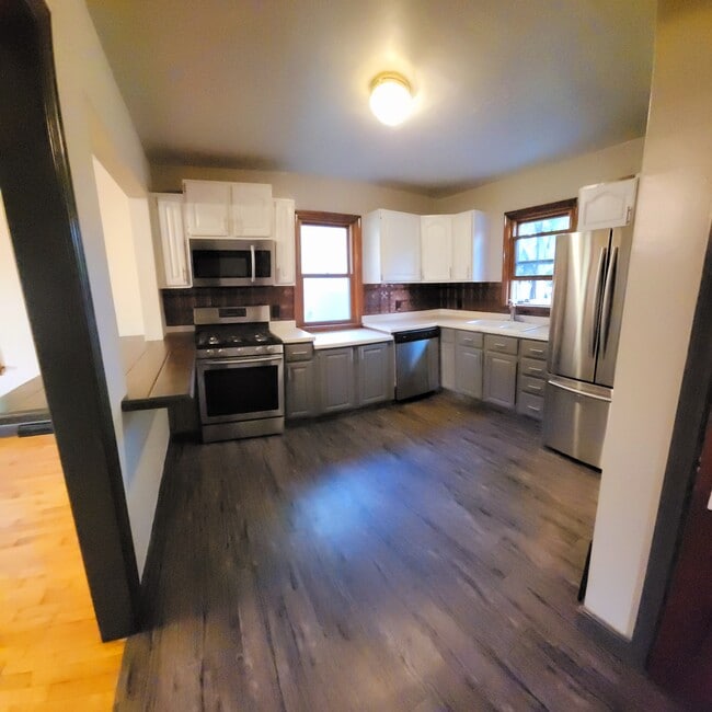 Photo - 1729 W Rogers Ave