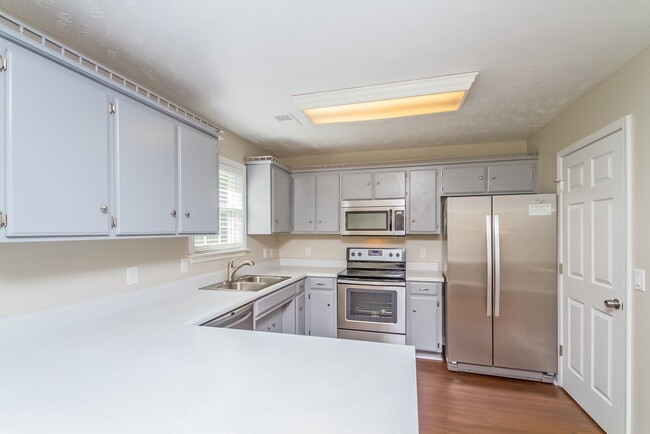 Photo - 4480 Winton Dr