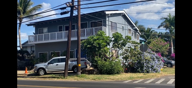 Photo - 2 bedroom 1.5 bathroom Ohana, across the street from the beach and park! Unit Cottage