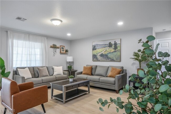 Photo - 6990 W Richmar Ave