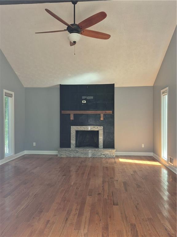 Photo - 735 Chickadee Ct SW