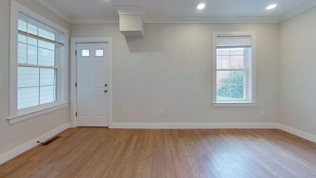 Photo - 8 Rush St Unit 1
