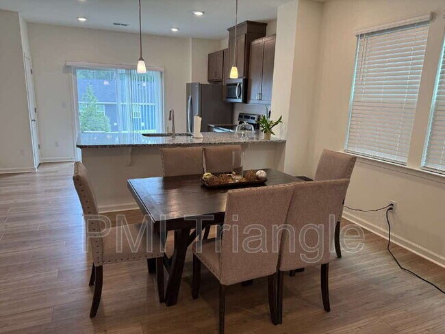 Photo - 332 Hacksaw Trl