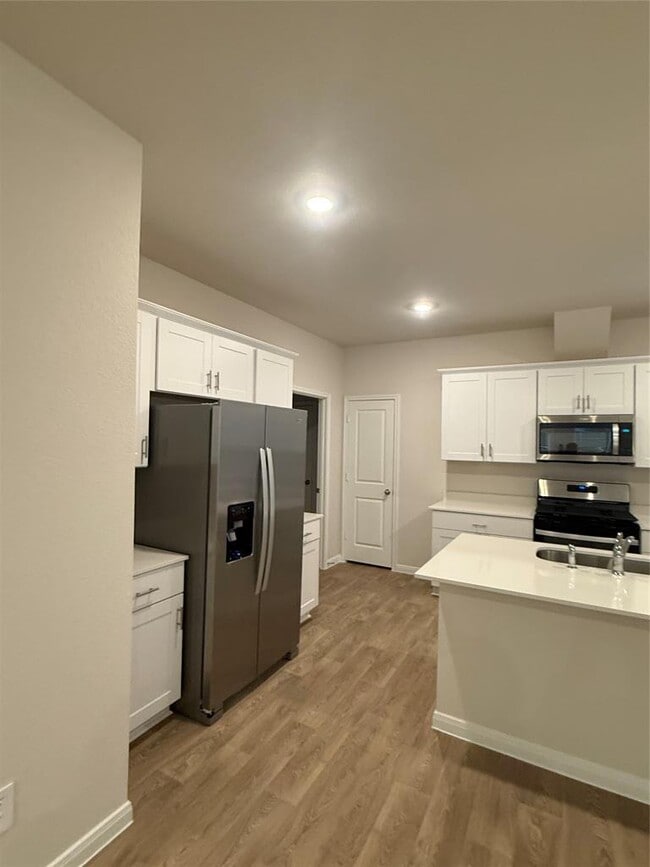 Photo - 233 New Albany Ln