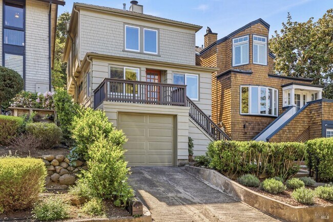 Photo - 31 Acacia Ave