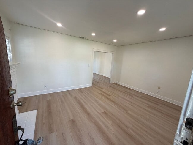 Photo - 2 Bedroom | 1 Bathroom | Single family home in Sacramento