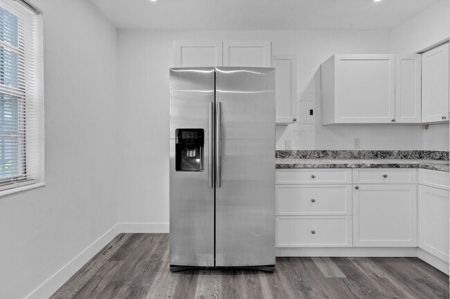 Photo - 46 NW 62nd St