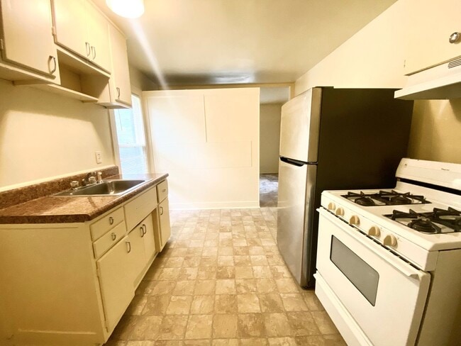 Photo - 2414-2412 W Club Blvd Unit R/S
