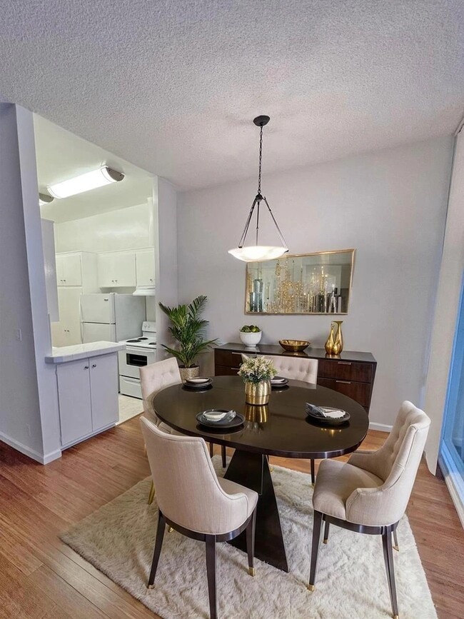 Photo - 11936 Darlington Ave Unit 101