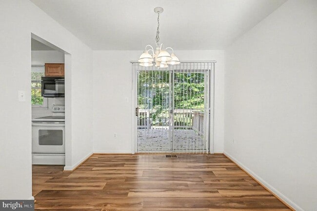 Photo - 13828 Londonderry Ct