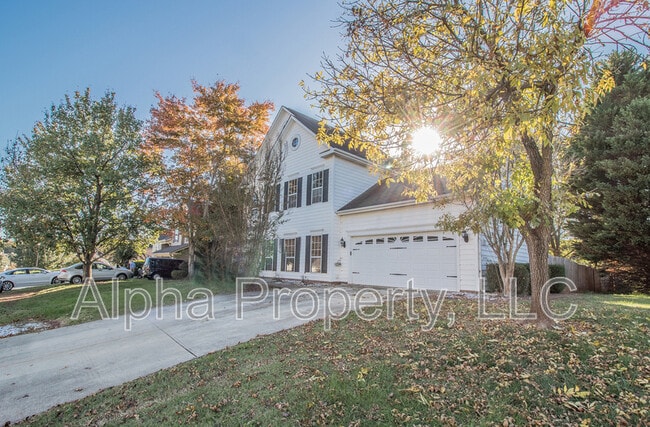 Photo - 18 Crossvine Way