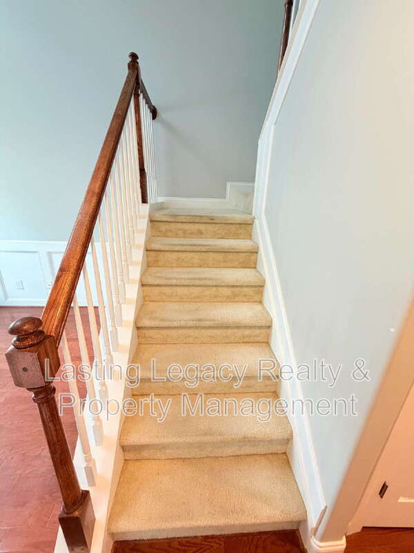 Photo - 959 Silver Leaf Dr