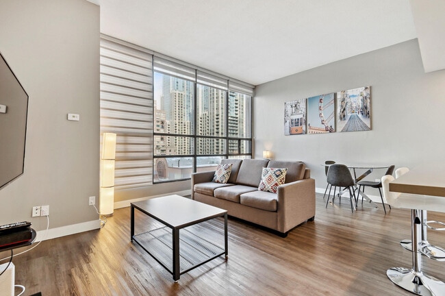 Photo - 78 Gerrard St W Unit FL1-ID1030940P