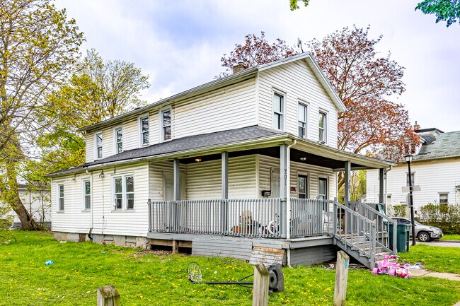 201 Parkway Unit 2
