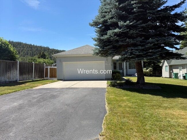 Photo - Stunning North Spokane Home | 5 Bed, 3 Bath, Covered Deck & More!