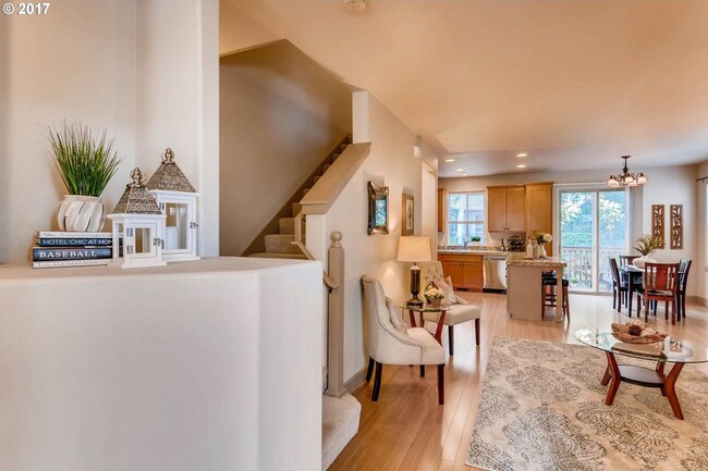 Photo - 1916 NE 49th Way