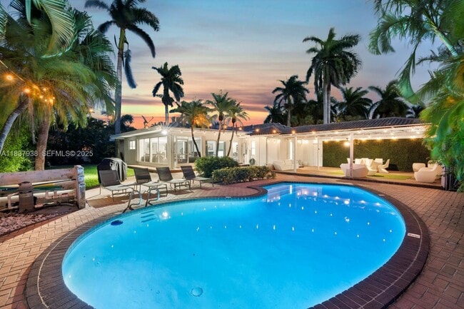 Building Photo - 1247 Jackson St