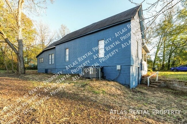 Photo - 105 Holt Ave