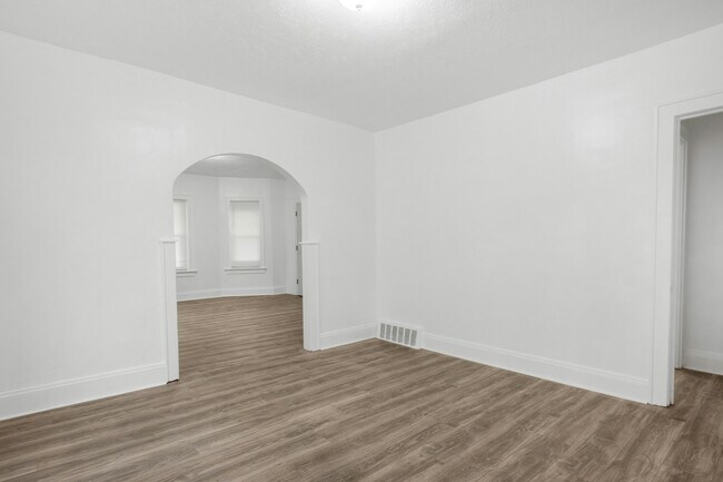 Photo - 13500 3rd Ave