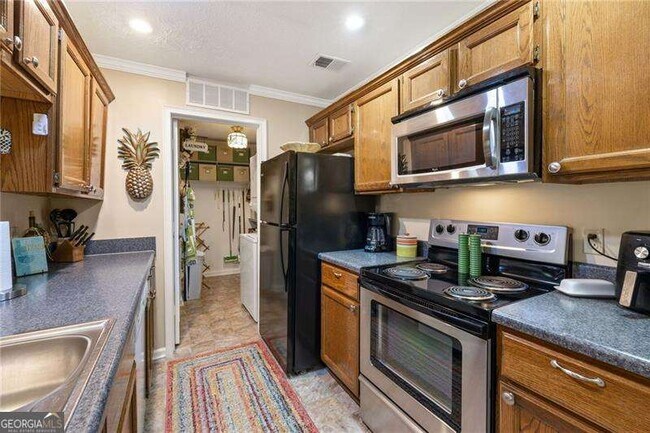 Photo - 525 Warm Springs Cir
