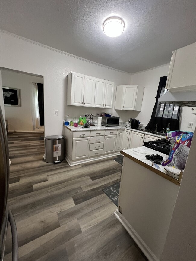 Photo - 630 W Marietta St