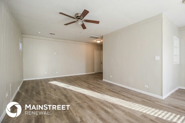 Photo - 1813 Ronald St