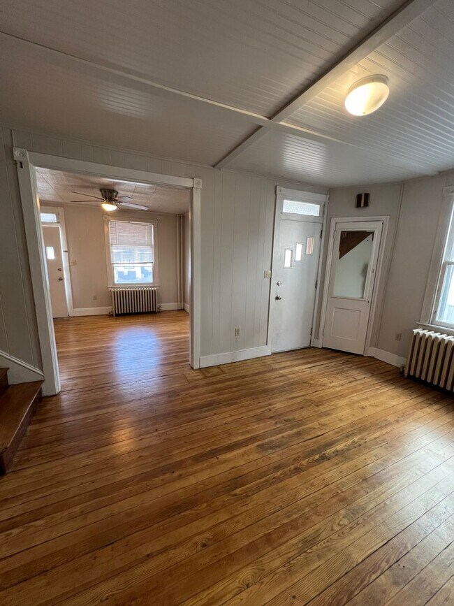 Photo - Spacious 3 BR, 1 BA Home in Manheim!