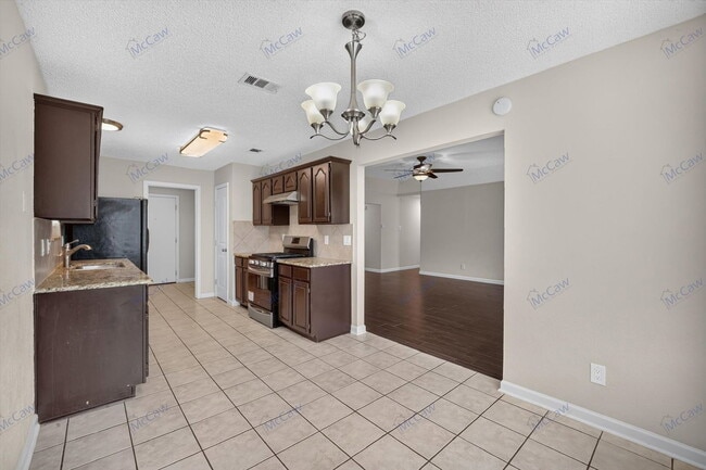 Photo - 2607 Parkview Dr