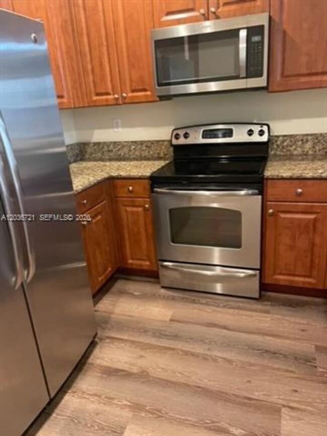 Photo - 211 Las Brisas Cir