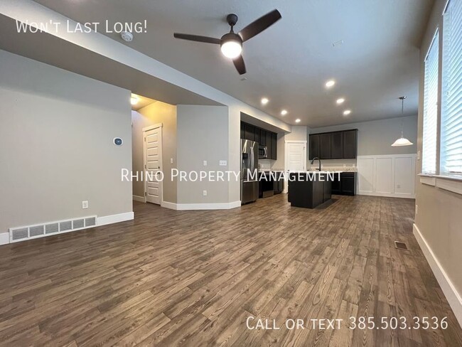 Photo - 4417 Lower Meadow Dr