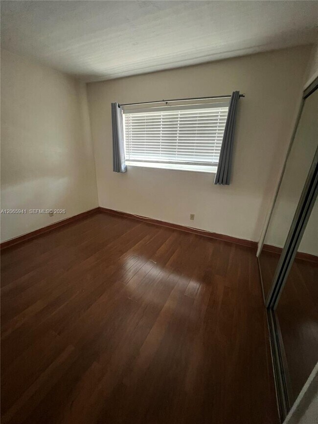Photo - 1535 SE 15th St Unit 209