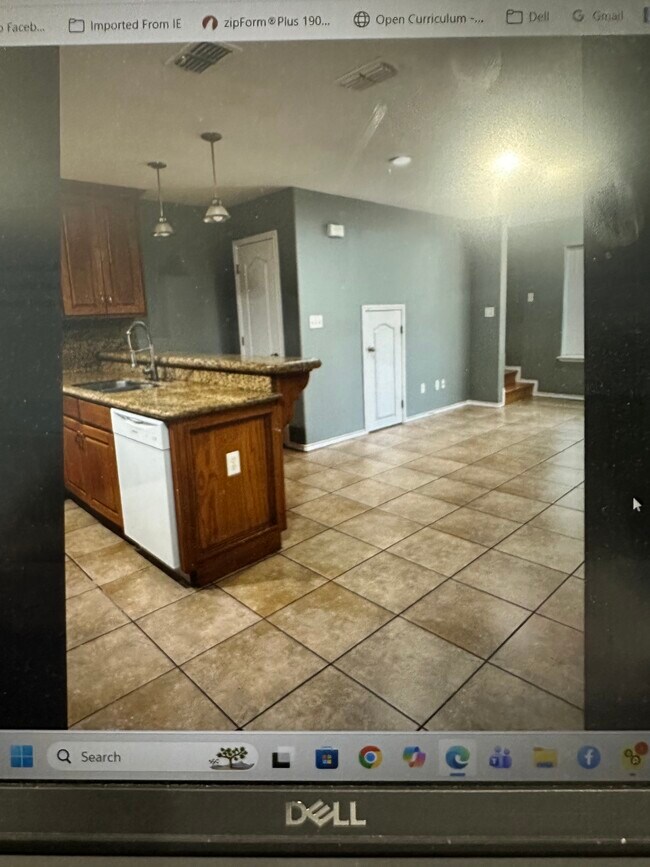 Photo - 413 S 49th St
