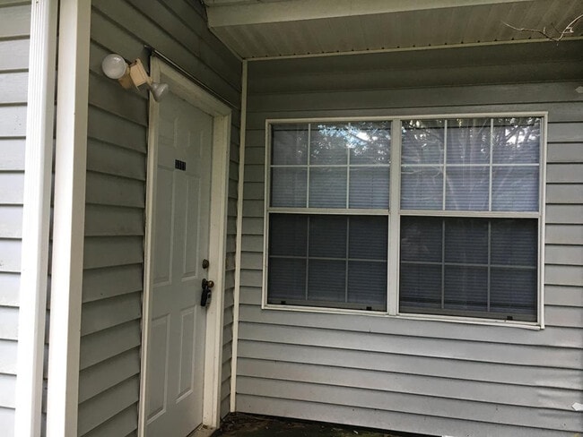 Photo - 3311 Vaucluse Rd Townhome