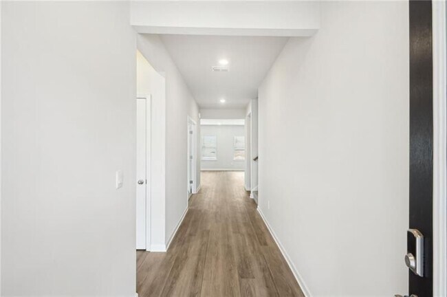 Photo - 26 Hemlock Ct