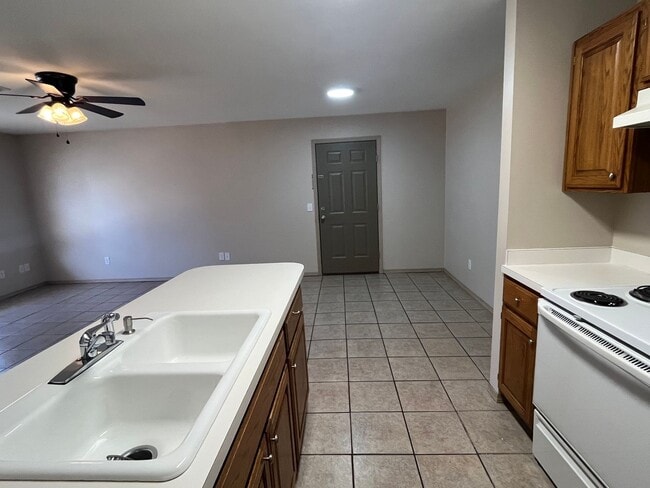 Photo - 1102 S Ithaca Ave