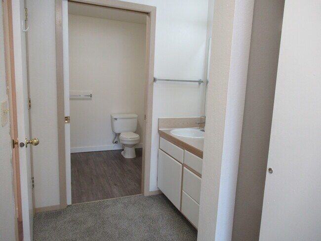 McDonald Place Apartments