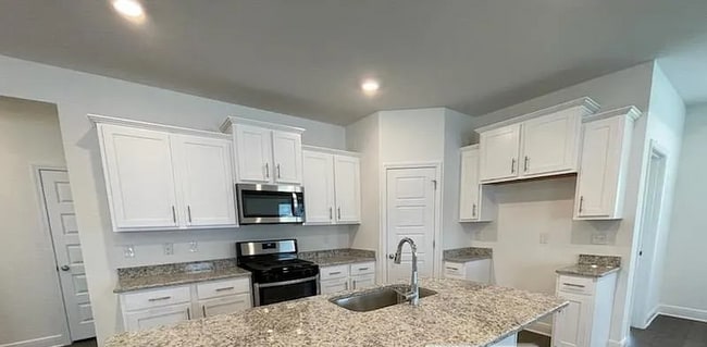 Photo - 31037 Semper Dr