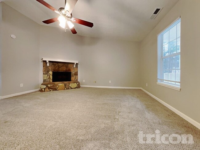 Photo - 4702 Bullock Ln