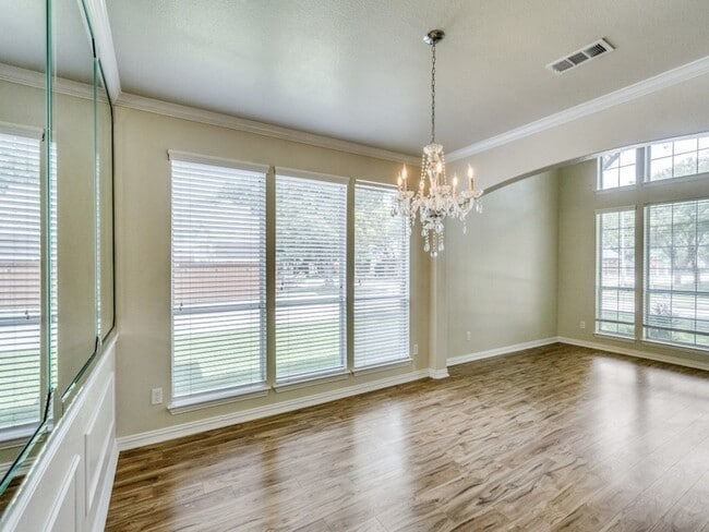 Photo - 4612 Old Pond Dr