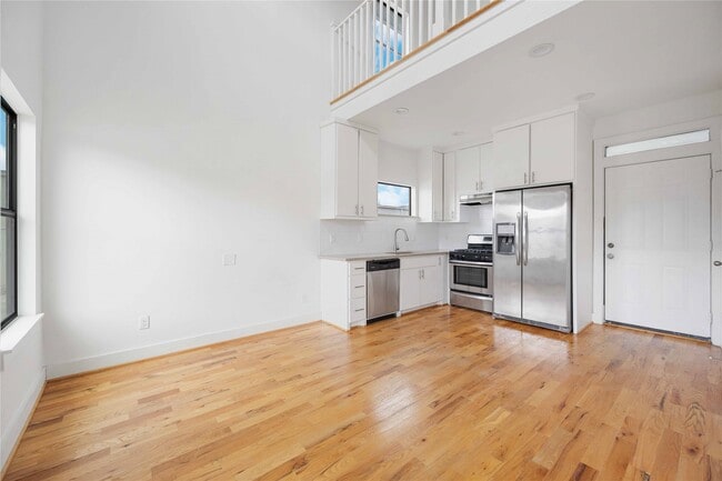 Photo - 1617 Dumble St