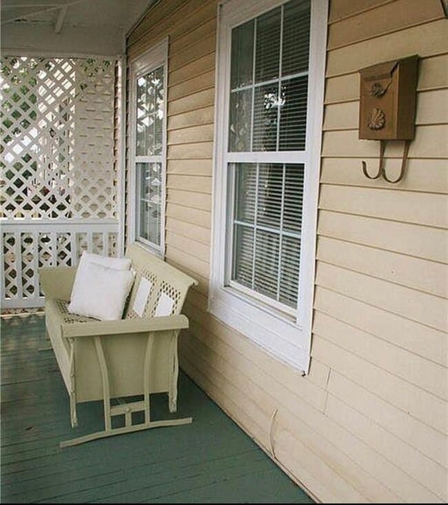 Photo - 1719 Porter St