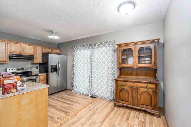 Photo - 7695 Barkwood Dr Unit 7695