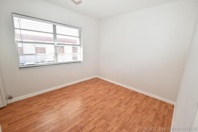Photo - 3550 NW 8th Ave Unit 312