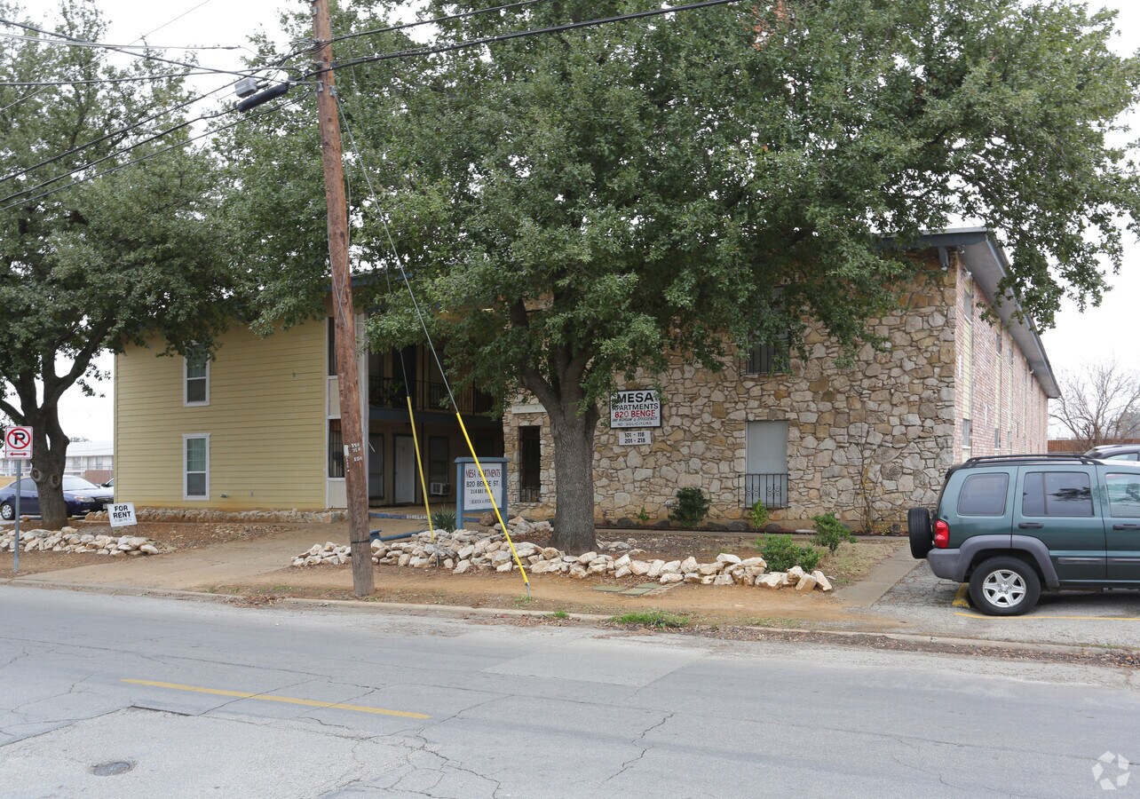 Mesa Brentwood Apartments - Mesa Brentwood Apartments