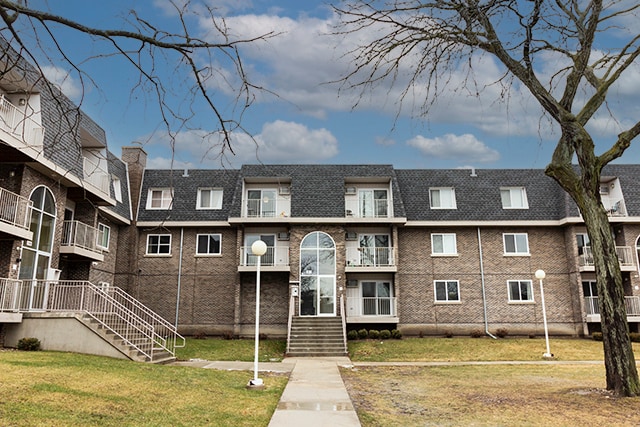 Building Photo - 838 McIntosh Ct Unit 106